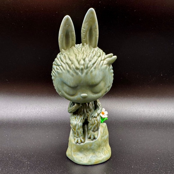 Pop Mart Labubu The Monsters ART Series No Box– The Thinker - Picture 8 of 13